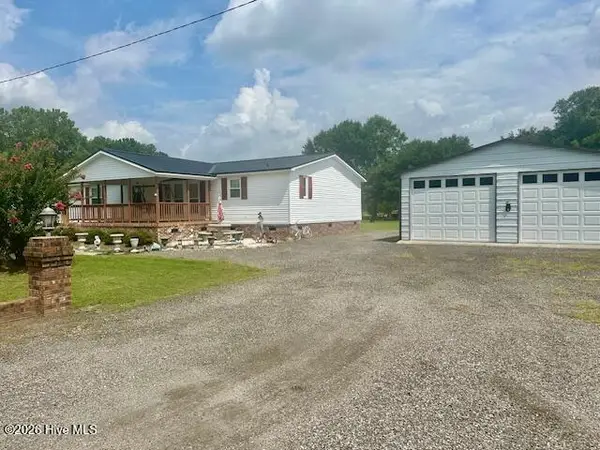 177 Pear Blossom Lane, Whiteville, NC 28472