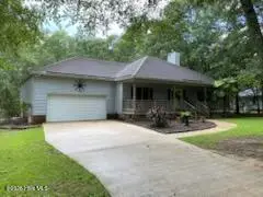 506 Pamlico River Drive, Washington, NC 27889 - #1