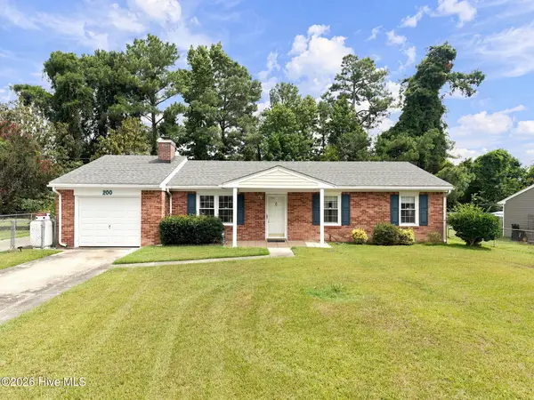 200 Royal Drive, Jacksonville, NC 28546