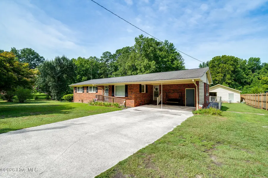 241 N Monk Street, Magnolia, NC 28453 - #3