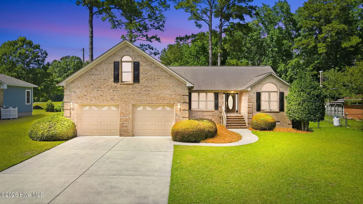 5208 Meadowbrook Drive, Trent Woods, NC 28562 - #1