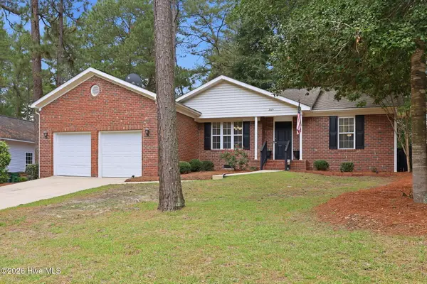 2405 Longleaf Drive W, Pinehurst, NC 28374