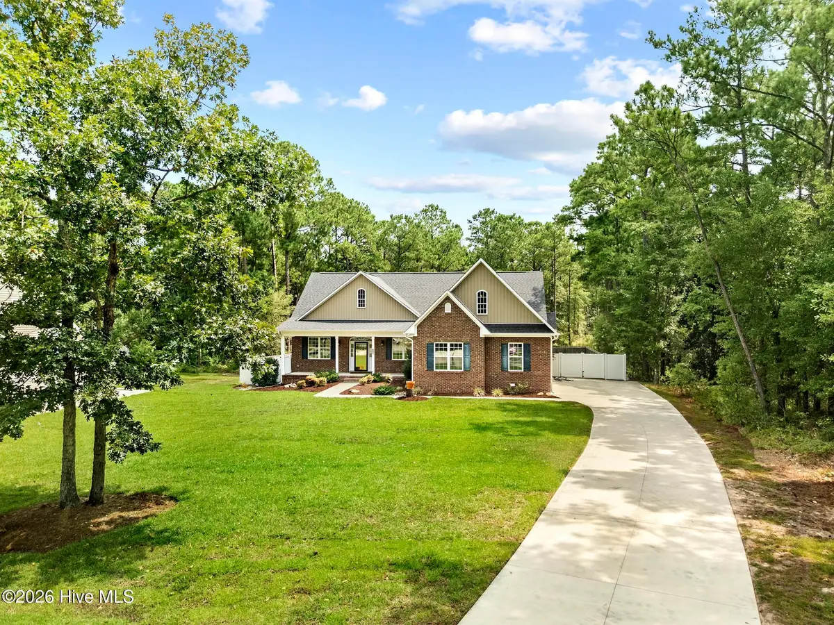 605 Gena Vee Court, Stella, NC 28582 - #1