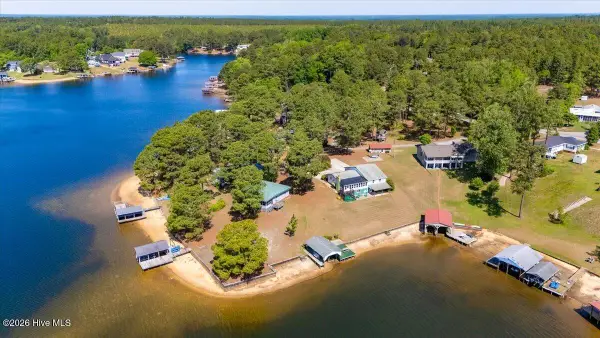 65 Sparrow Circle, Sanford, NC 27332