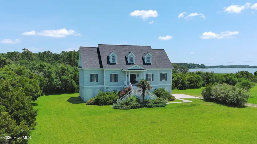 255 Oak Road, Beaufort, NC 28516 - #2