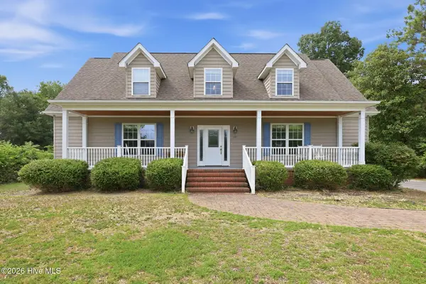 221 Oak Grove Circle, Hubert, NC 28539