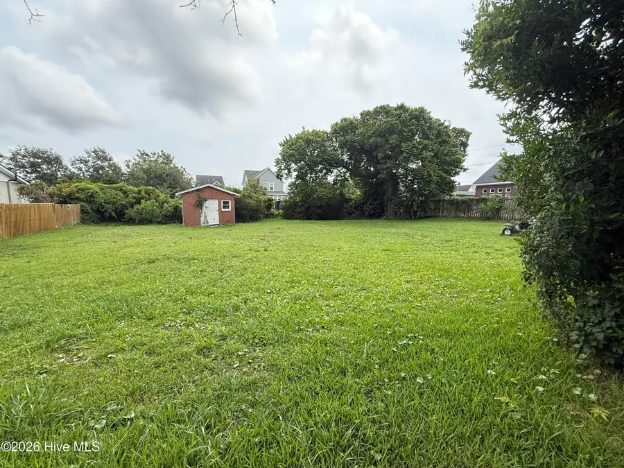 406 Craven Street, Beaufort, NC 28516 - #2