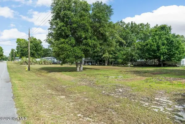 587 Beachview Drive Se, Bolivia, NC 28422