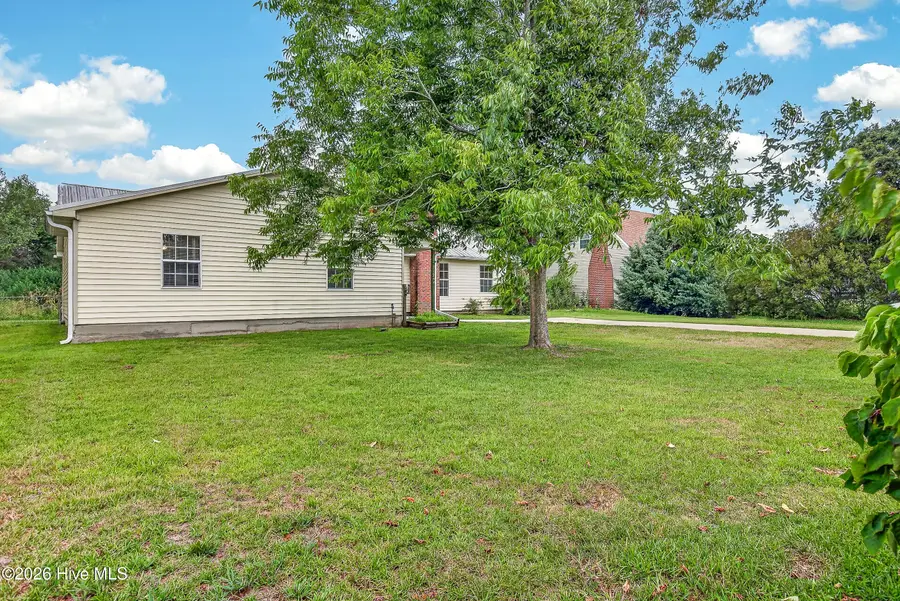 282 Riggs Road, Hubert, NC 28539 - #2