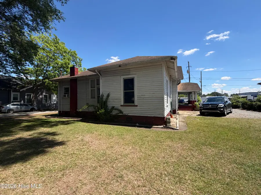 209 N Pollock Street, Selma, NC 27576 - #3