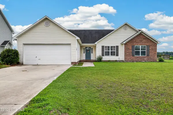 108 Farmington Drive, Richlands, NC 28574
