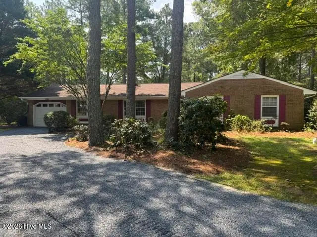 27 Bogie Drive, Whispering Pines, NC 28327 - #2