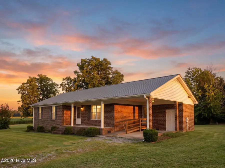 424 Wilcox Road, Kinston, NC 28501 - #2