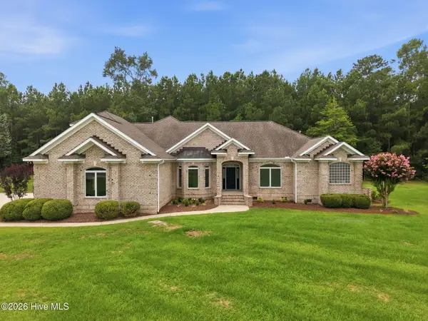 3286 J C Galloway Road, Grimesland, NC 27837