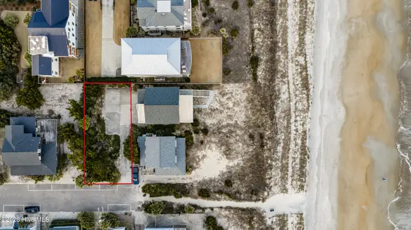 13 Charlotte Street E, Wrightsville Beach, NC 28480