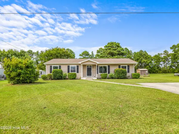 73 Sanders Drive, Hubert, NC 28539