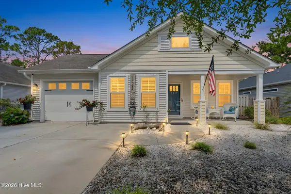 123 NE 15th Street, Oak Island, NC 28465