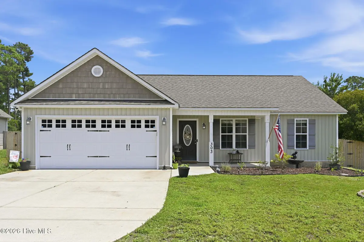303 Crawford Street, Holly Ridge, NC 28445 - #1