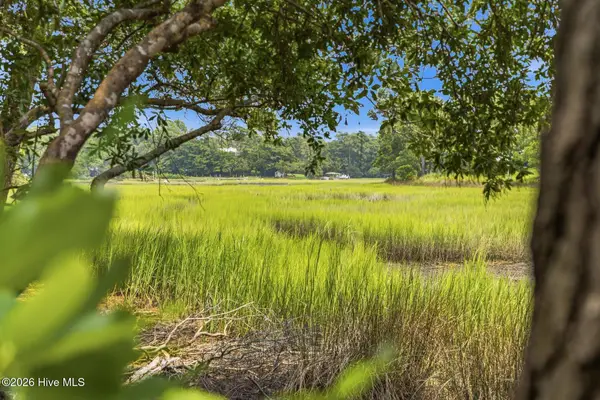 813 Gull Point Road, Wilmington, NC 28405