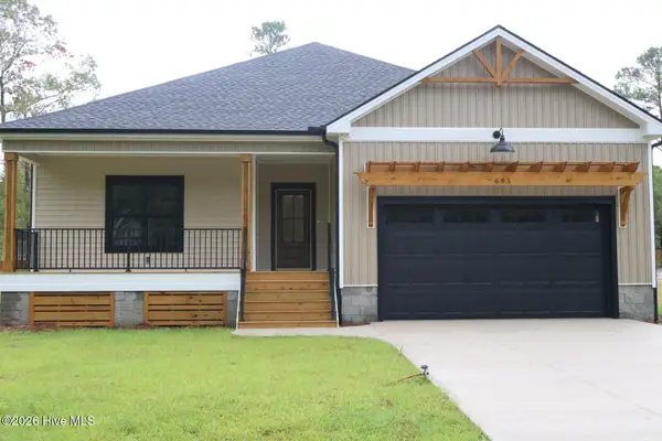 695 Stone Ridge Road Sw, Supply, NC 28462