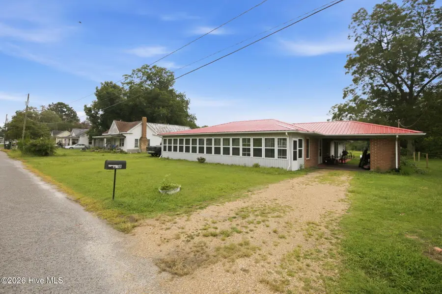 208 N West Avenue, Oak City, NC 27857 - #2