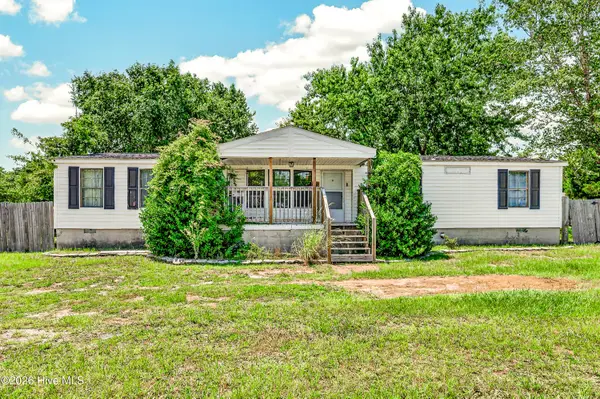 171 Oyster Lane, Hubert, NC 28539