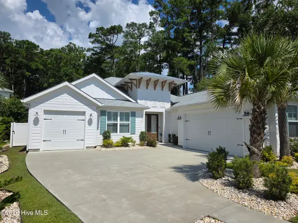 2016 Manor Parc Drive, Calabash, NC 28467
