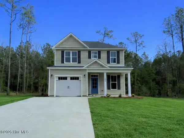 40 N Bandwheel Way, Hampstead, NC 28443