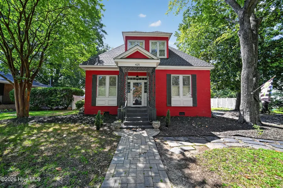 425 Roanoke Avenue, Roanoke Rapids, NC 27870 - #2