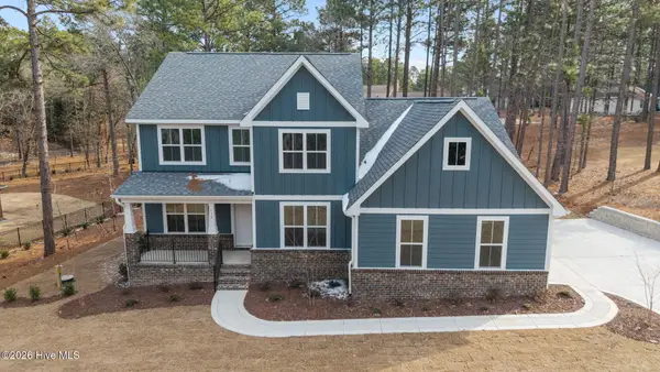 112 Callis Circle, West End, NC 27376