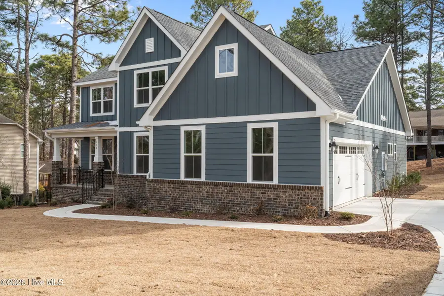 112 Callis Circle, West End, NC 27376 - #3