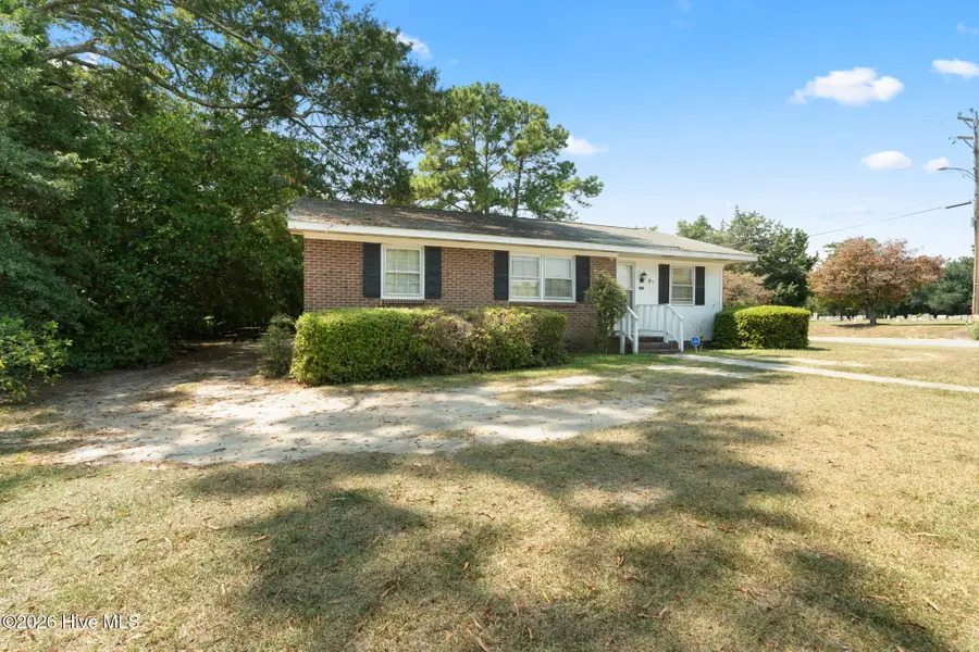 301 Tuskeegee Drive, Laurinburg, NC 28352 - #2