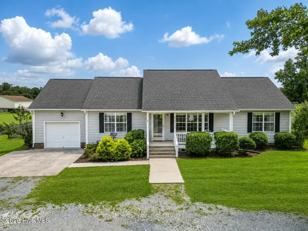 218 Oakmont Drive, Hampstead, NC 28443