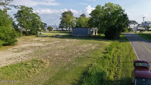 Sr Sr 1322 Street, Washington, NC 27889
