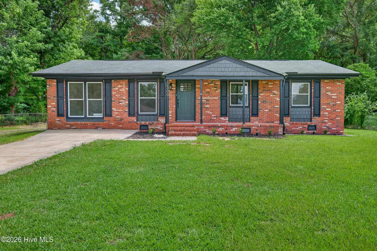 300 Walnut Drive, Jacksonville, NC 28540 - #1