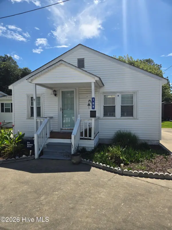 109 Carteret Avenue, Beaufort, NC 28516