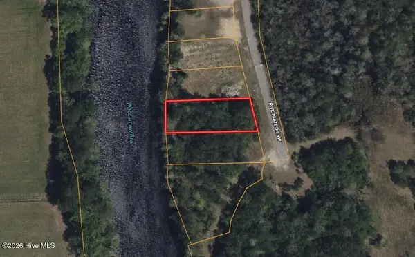9926 Rivergate Drive Nw, Ash, NC 28420