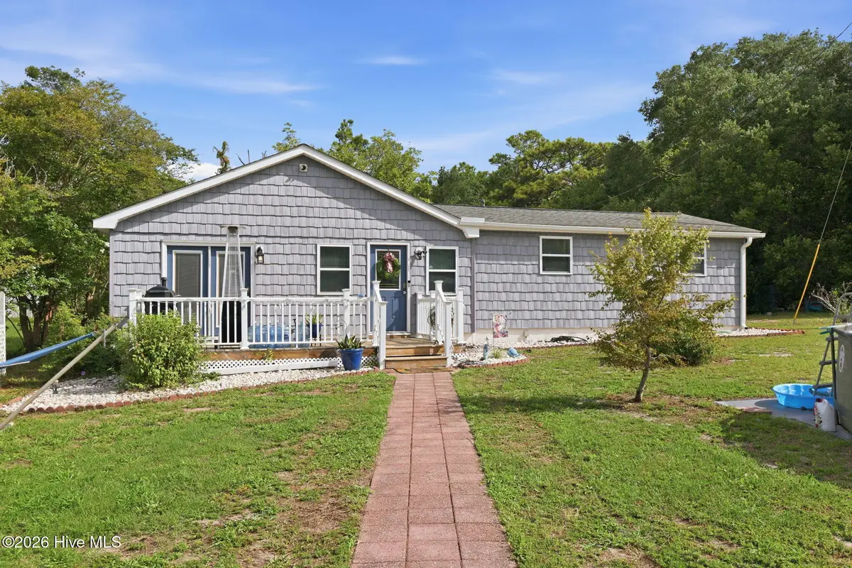 113 N Guthrie Lane, Newport, NC 28570 - #1