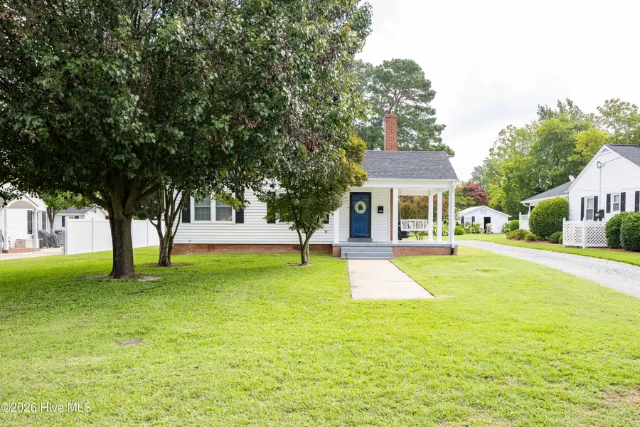 508 Stewart Avenue, Clinton, NC 28328 - #2