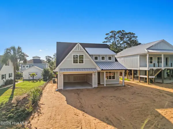 312 NE 58th Street, Oak Island, NC 28465