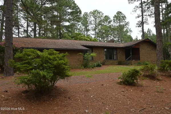 105 Hastings Road, Seven Lakes, NC 27376