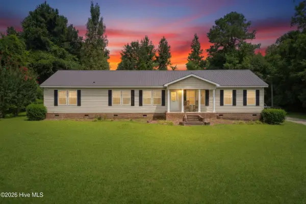 1002 First Avenue, Whiteville, NC 28472