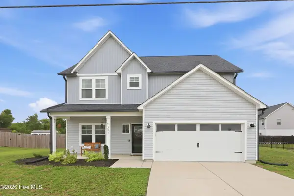 284 E Ivybridge Drive, Hubert, NC 28539