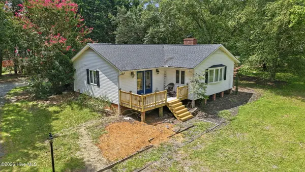 102 Juniper Court, West End, NC 27376