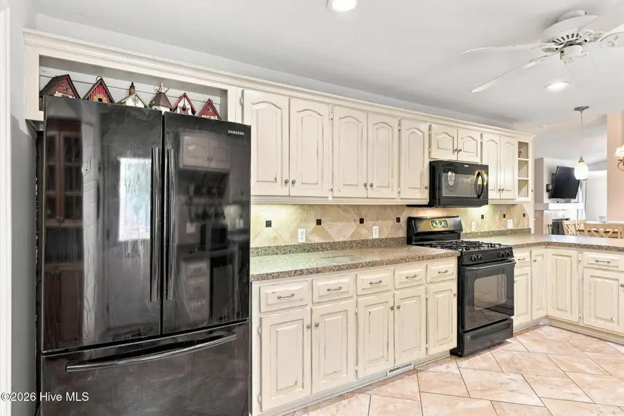 102 Juniper Court, West End, NC 27376 - #3