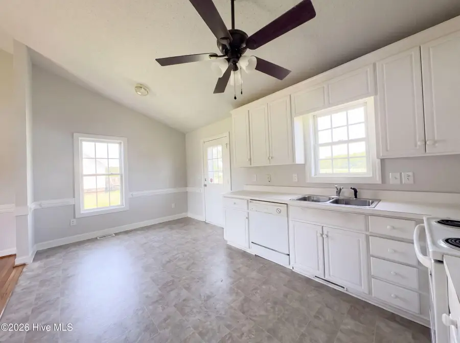 5536 Scuppernong Road, Wilson, NC 27893 - #2