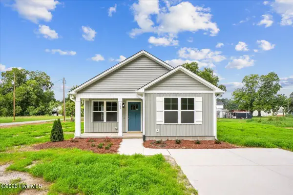 104 Lee Street, Roseboro, NC 28382