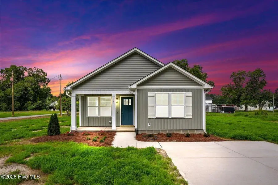 104 Lee Street, Roseboro, NC 28382 - #3