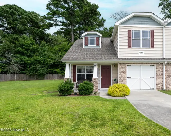 4038 Arbor Green Way, New Bern, NC 28562