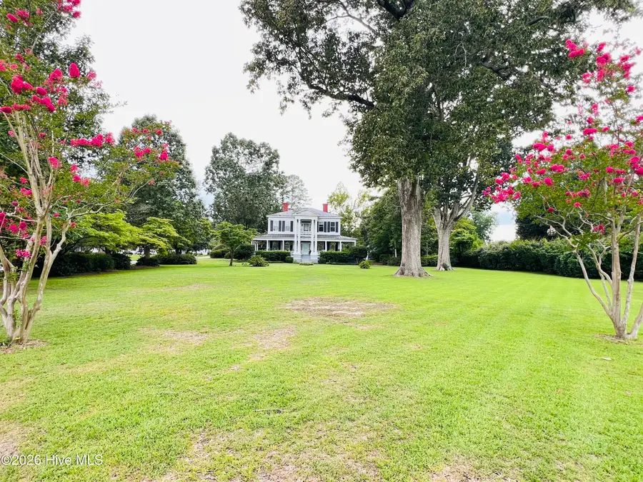 201 N Chestnut Street, Clinton, NC 28328 - #2